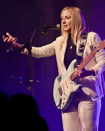 Lucy Spraggan Headlines The British Country Music Festival