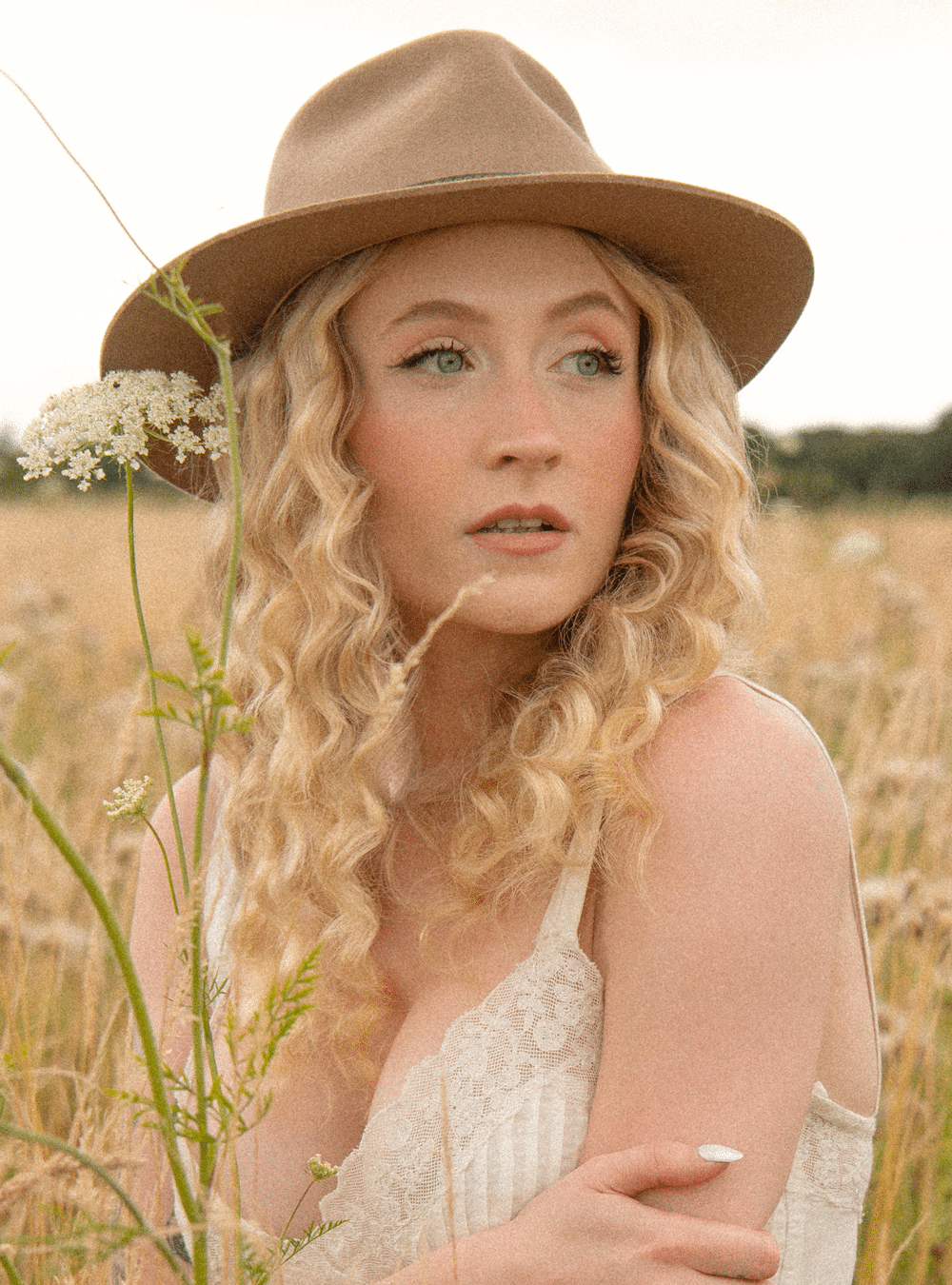 Janet Devlin Headloing Sunday The British COuntry Music Festival 2025