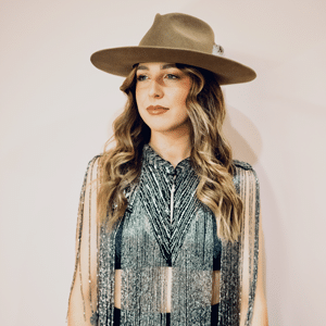 Demi Marriner plays The British Country Music Festival